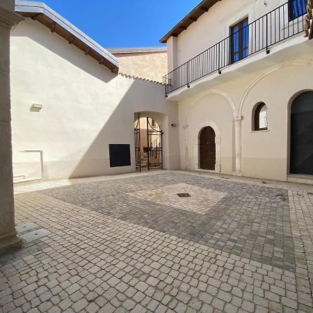 Appartement Dimora Degli Angeli à LʼAquila Extérieur photo
