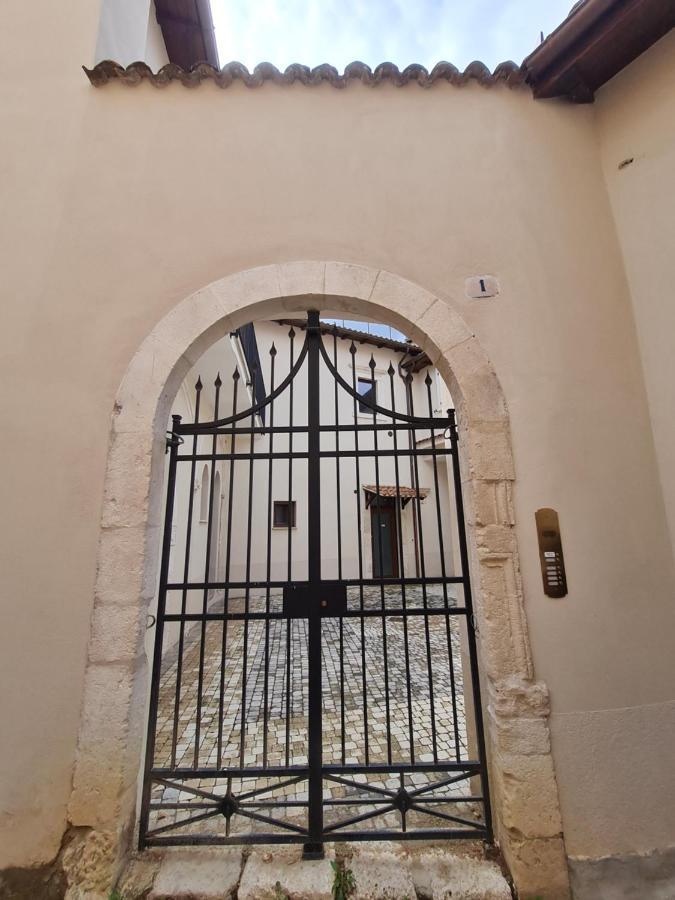Appartement Dimora Degli Angeli à LʼAquila Extérieur photo